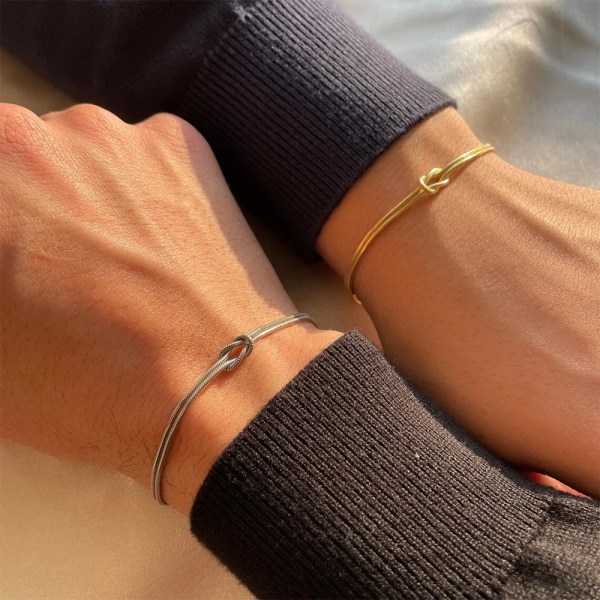 Hbc5aa365d7bd44dab0606bce66596b2dl.webp Stainless Steel Gold Plated Couple Bracelet Classic Round Snake Chain Knotted Simple