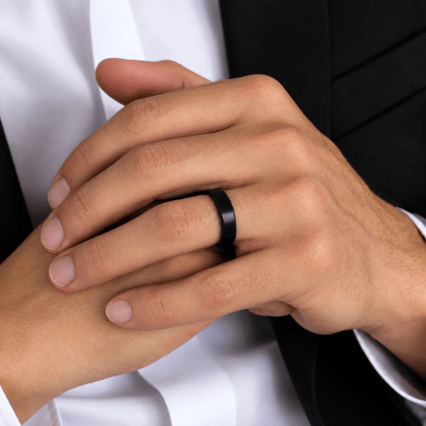 ChatGPT Image Sep 29, 2026, 11_51_15 AM Minimalist Style Smooth Band Rings Stainless Steel Gold-Plated Gender-Neutral Jewelry Fashion Men's Accessories
