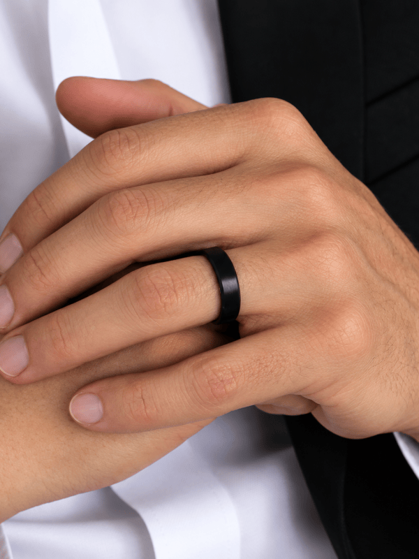 ChatGPT Image Sep 29, 2026, 11_51_15 AM Minimalist Style Smooth Band Rings Stainless Steel Gold-Plated Gender-Neutral Jewelry Fashion Men's Accessories